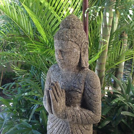 Seminyak Hideaway Ξενοδοχείο Εξωτερικό φωτογραφία